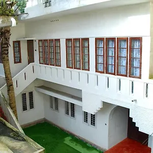 Jojies Homestay Fortkochi Alloggio in famiglia